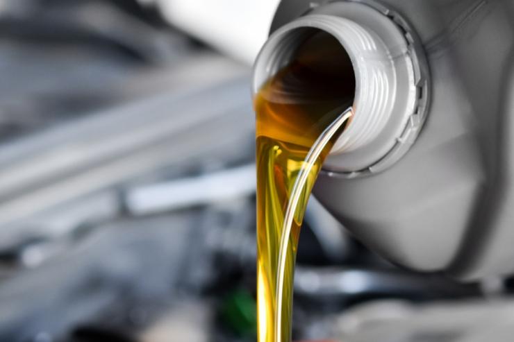 Dầu nhớt xe máy số: Những điều người dùng hay bỏ qua