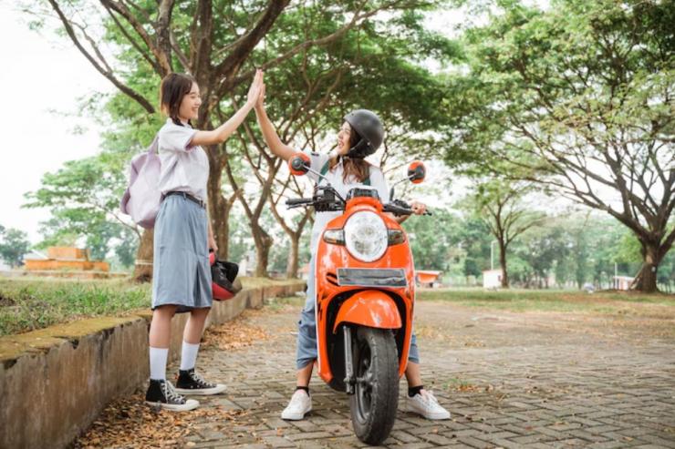 Xe tay ga 50cc: Đừng bỏ qua thay nhớt định kỳ