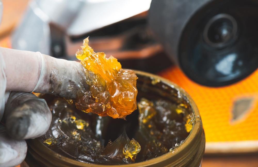 Vì sao bạc đạn nhanh hư dù vẫn được tra mỡ?