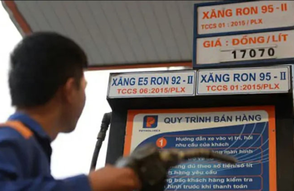 Nếu đang dùng E5 hoặc RON95, có nên chuyển sang E10 ngay không?