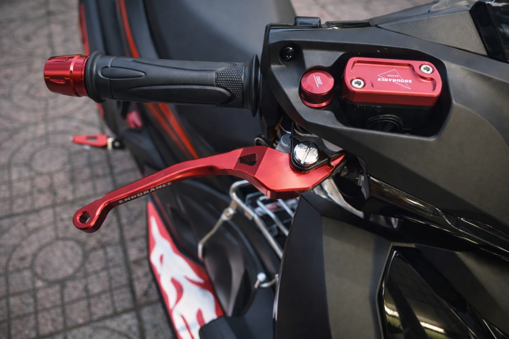 Khi nào nên thay dầu phanh xe Air Blade?