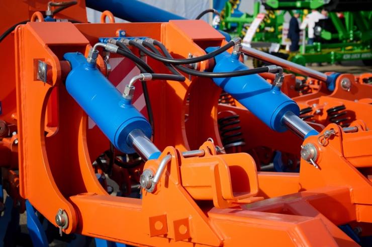 Dầu nhớt thủy lực là gì? Giải đáp các thắc mắc thường gặp